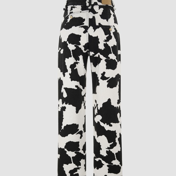 NEW  Cow Print Jeans - Picture 2 of 3